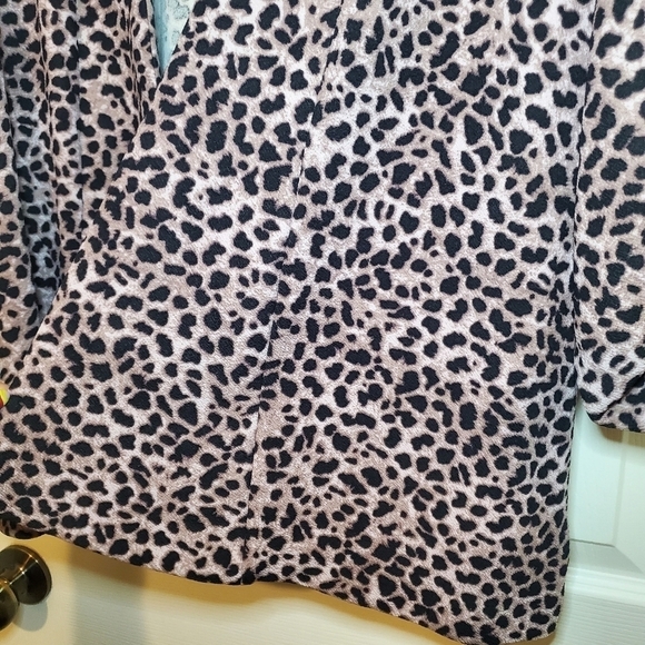 Torrid Knit Crepe Drape Blazer Sz 3X Animal Print Open Front 3/4 Sleeve - Picture 6 of 12